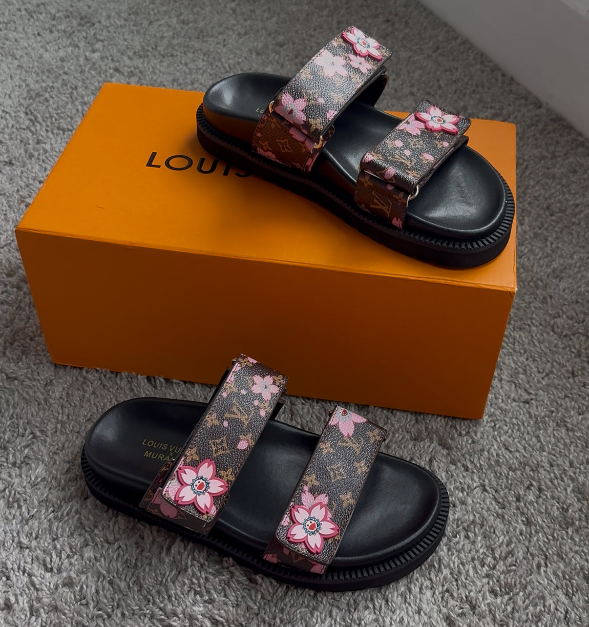 Flower sandals 🌸